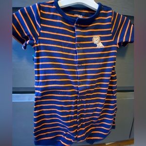 Carter’s stripped Lion Embroidered Snap Up Romper size 12 months